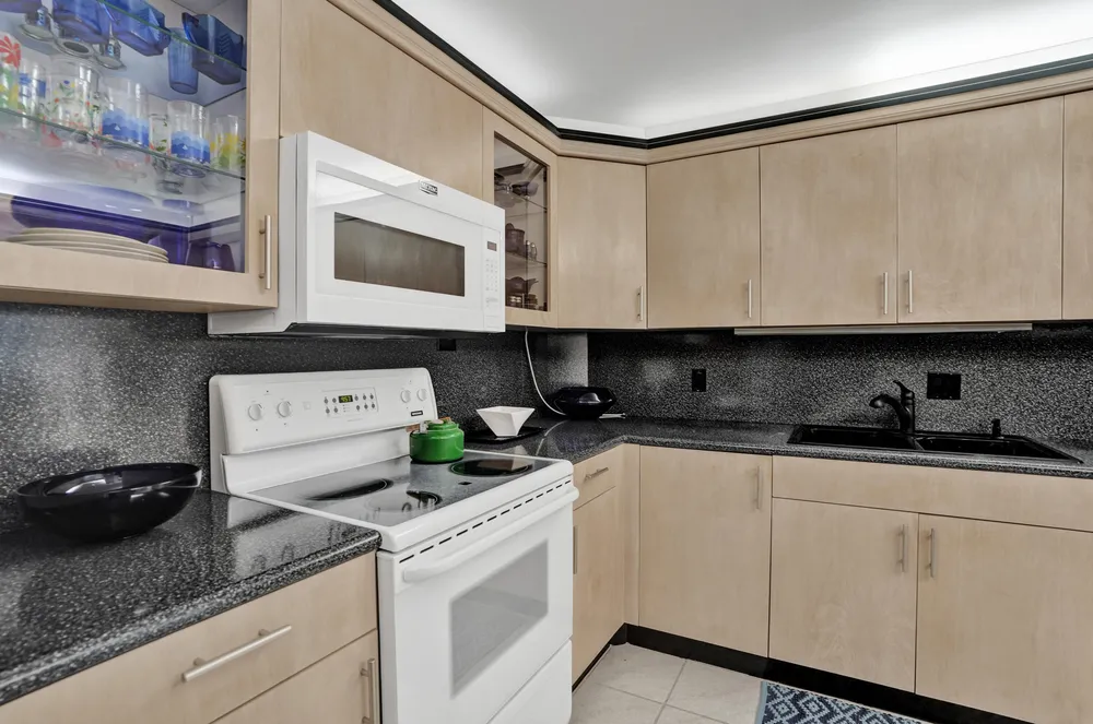 3900 Galt Ocean Dr, Fort Lauderdale, FL 33308