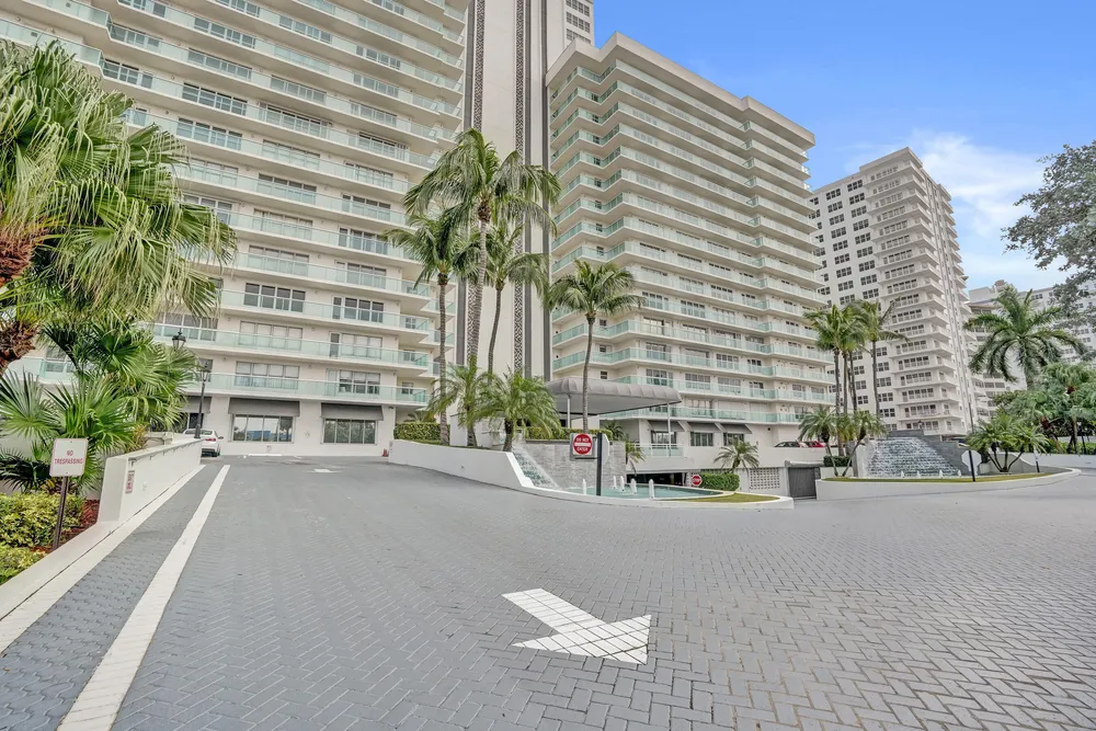 3900 Galt Ocean Dr, Fort Lauderdale, FL 33308
