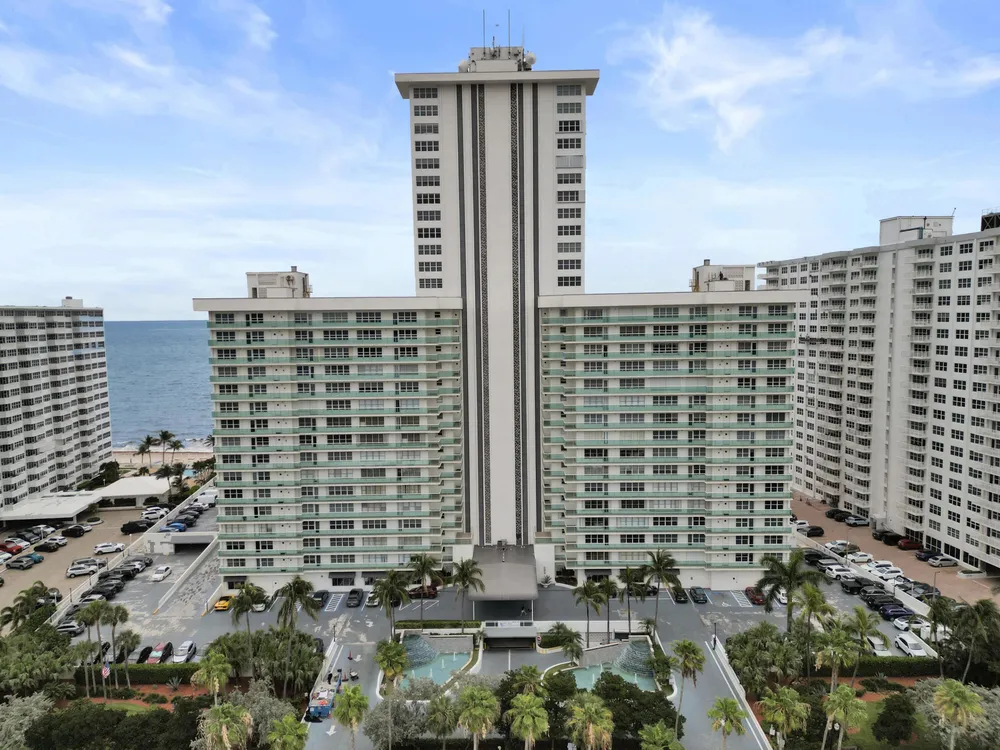 3900 Galt Ocean Dr, Fort Lauderdale, FL 33308