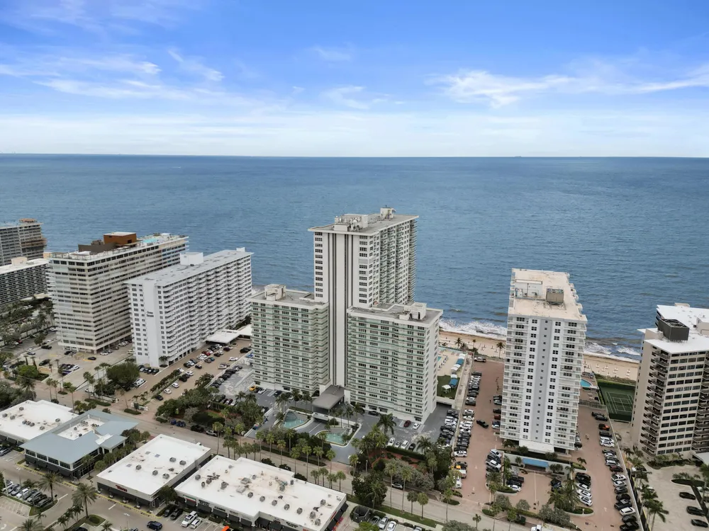 3900 Galt Ocean Dr, Fort Lauderdale, FL 33308
