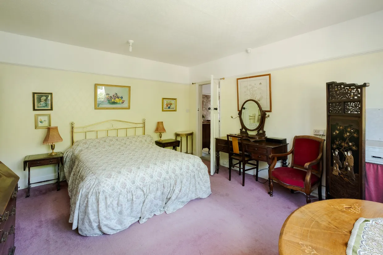 Cranley Gardens, London, N10 photo 9