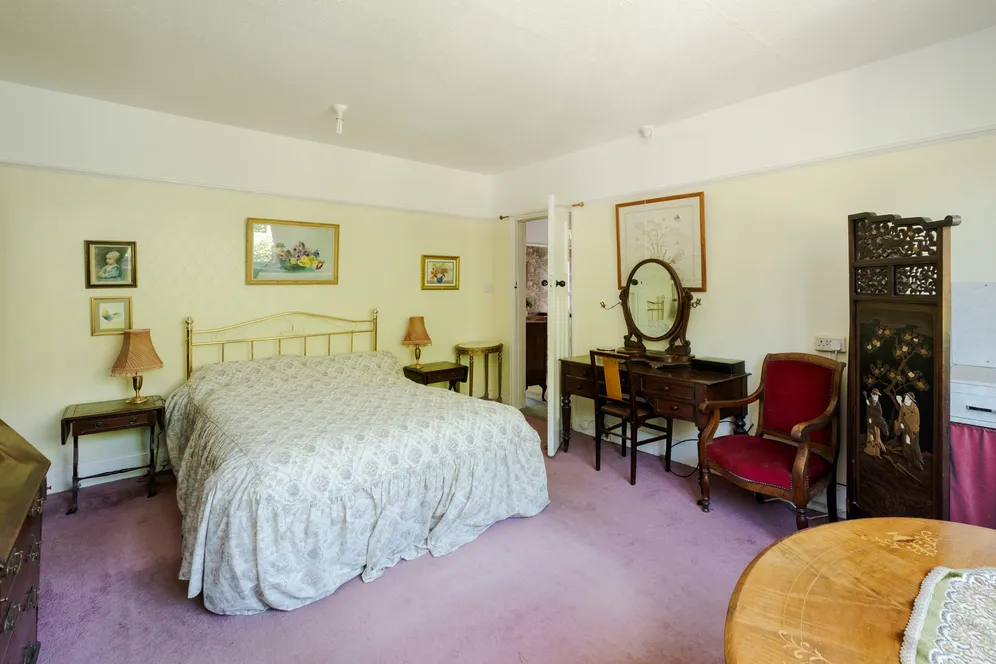 Cranley Gardens, London, N10 photo 9