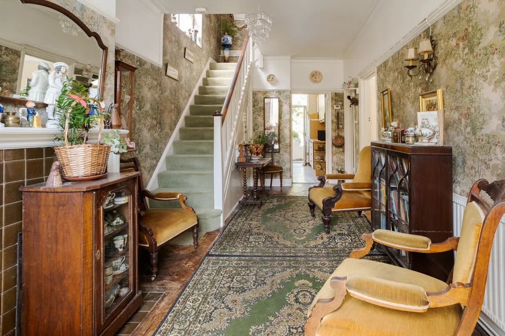 Cranley Gardens, London, N10 photo 11
