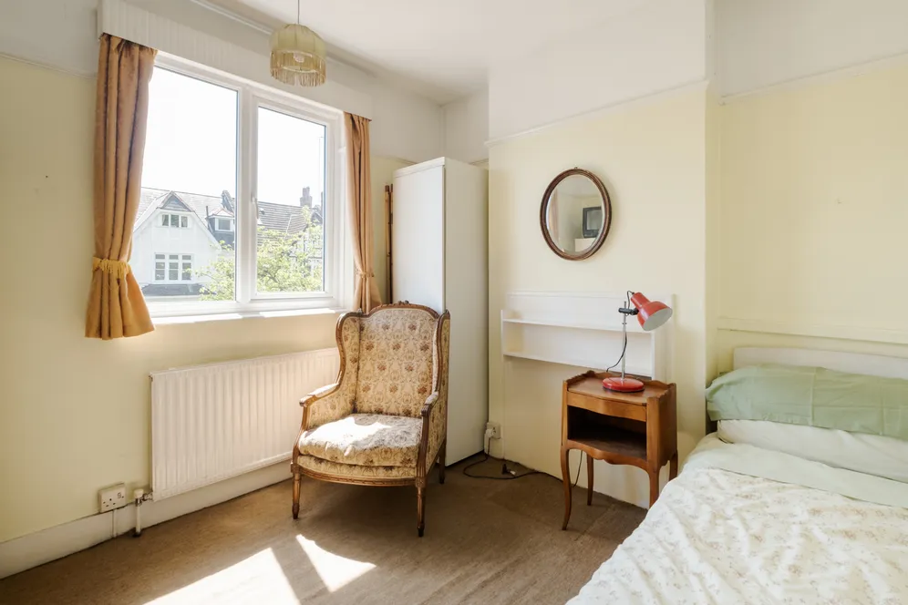 Cranley Gardens, London, N10 photo 14