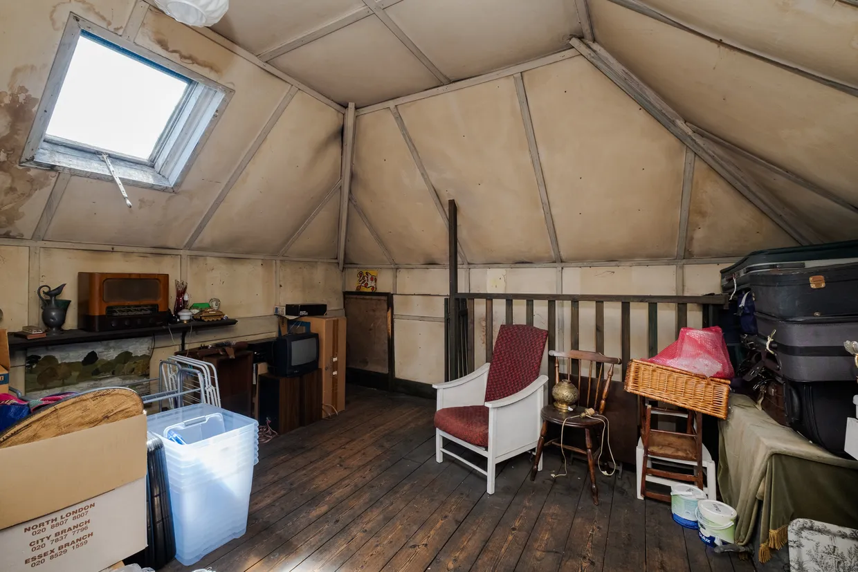 Cranley Gardens, London, N10 photo 19