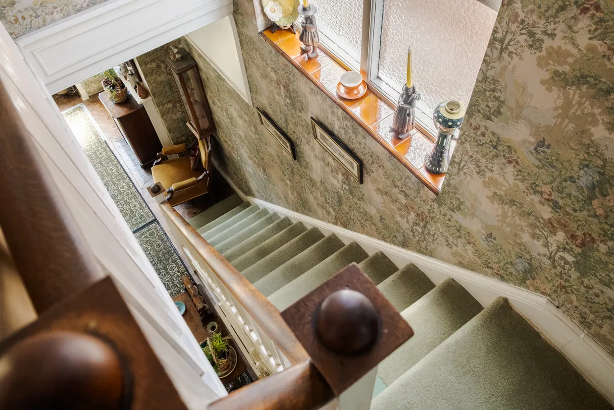 Cranley Gardens, London, N10 photo 25