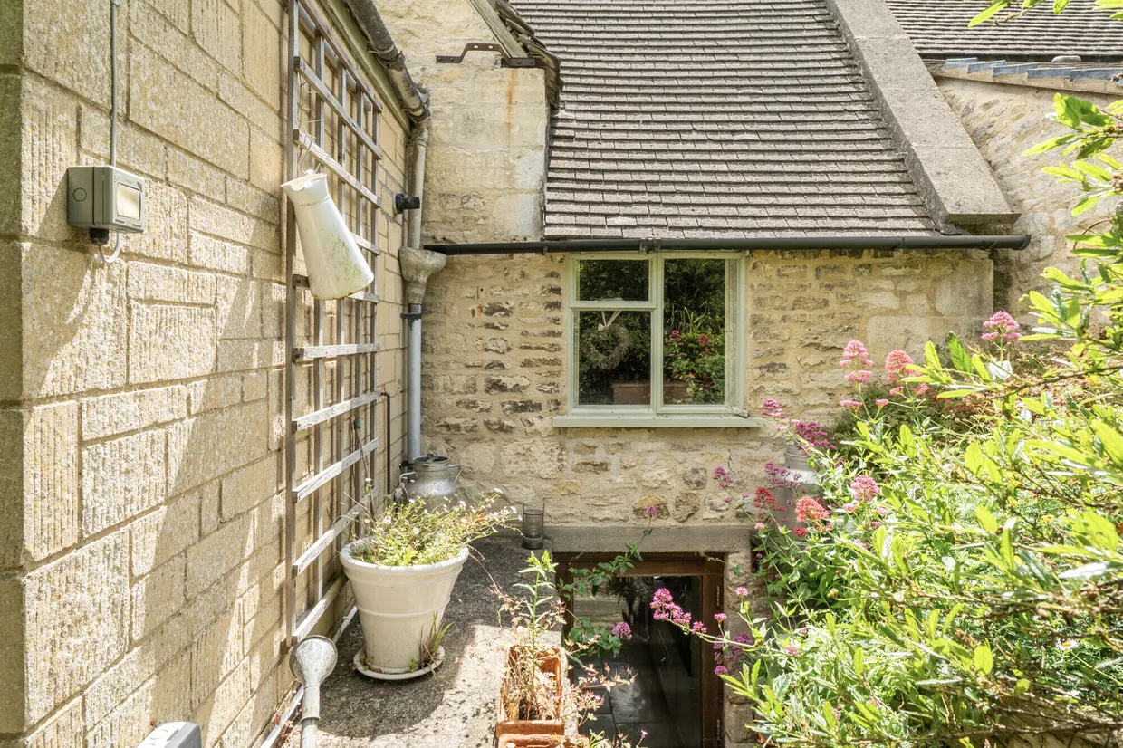 Vicarage Street, Painswick, Stroud, GL6 photo 13