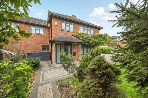 Cranbrook Drive, Esher, KT10