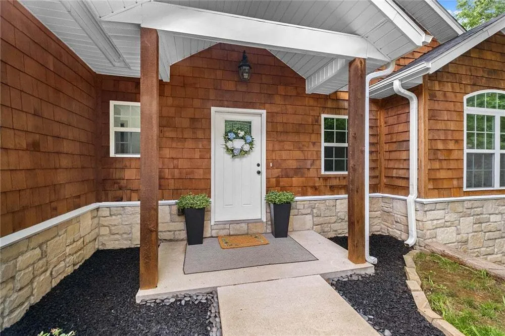 25 Halifax Ln, Bella Vista, AR 72714