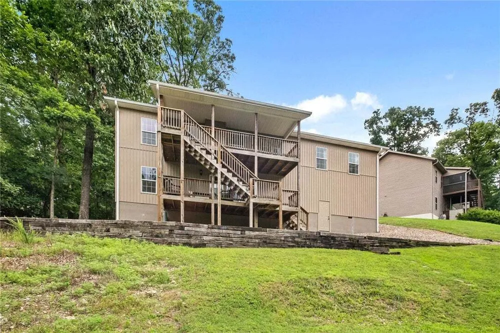 25 Halifax Ln, Bella Vista, AR 72714