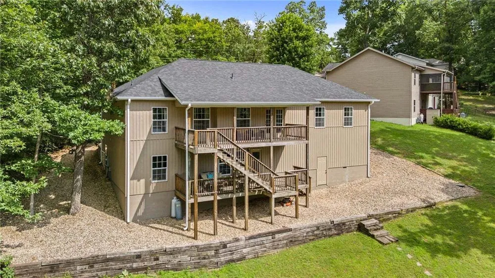 25 Halifax Ln, Bella Vista, AR 72714