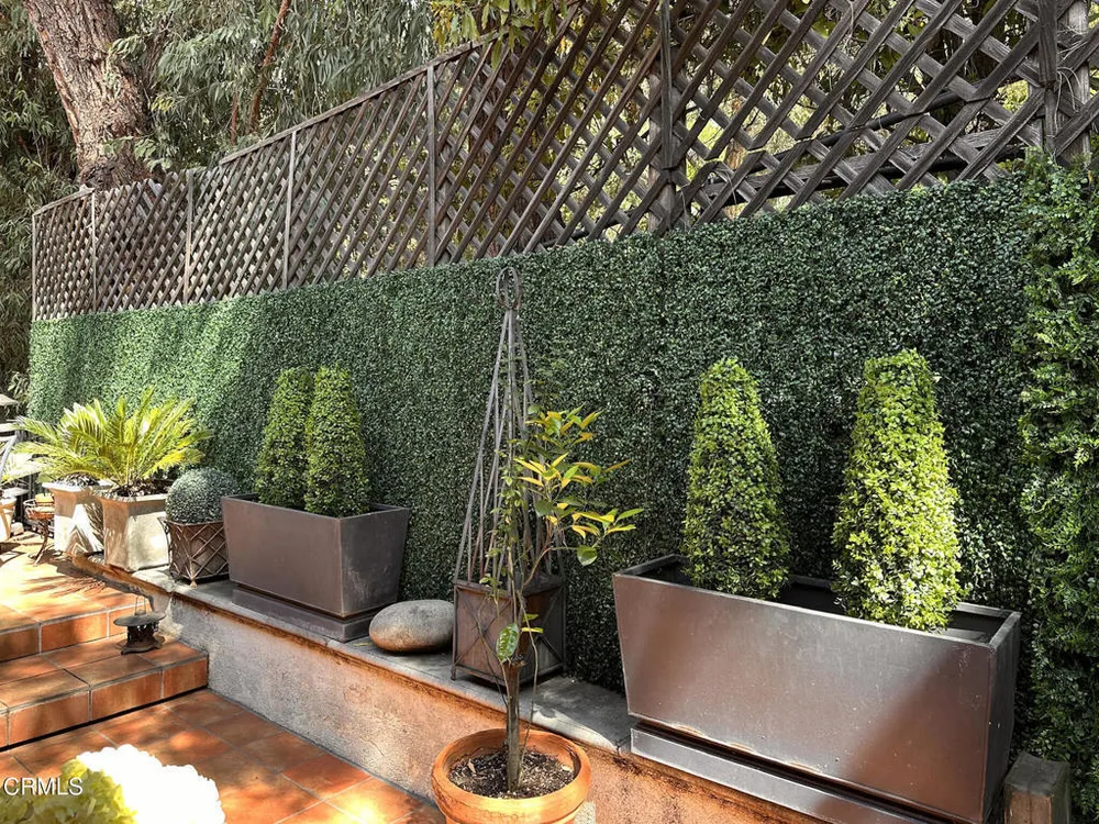 70 N Arroyo Blvd, Pasadena, CA 91105
