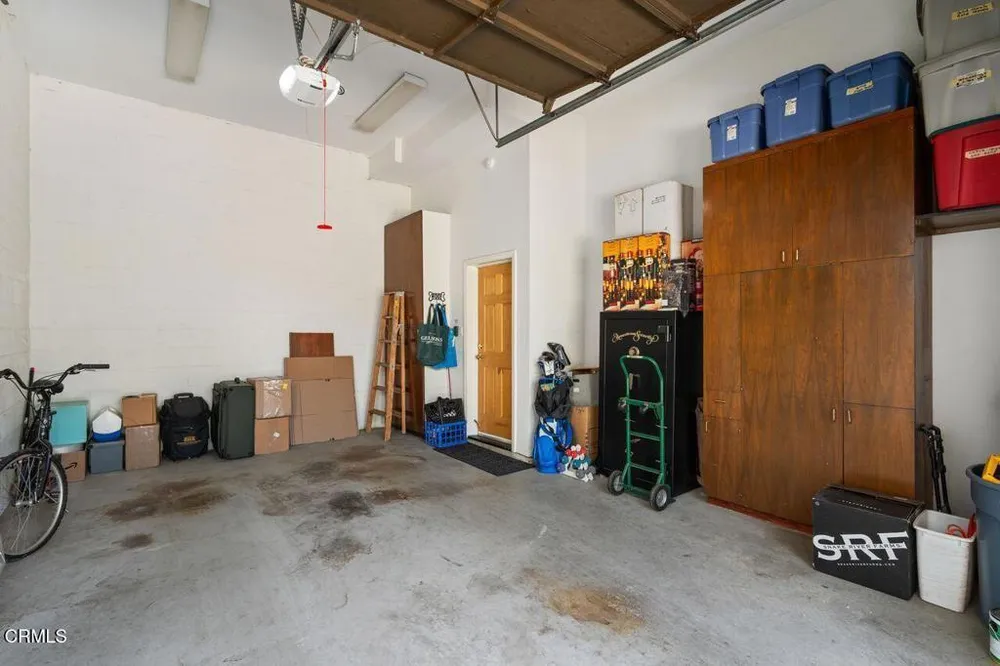 70 N Arroyo Blvd, Pasadena, CA 91105