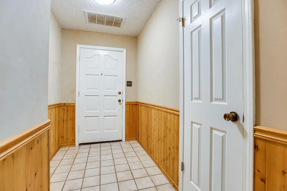 136 Edinburgh Rd, San Angelo, TX 76901
