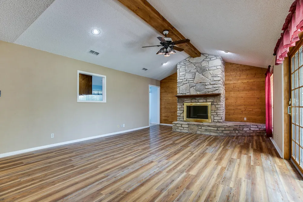 136 Edinburgh Rd, San Angelo, TX 76901