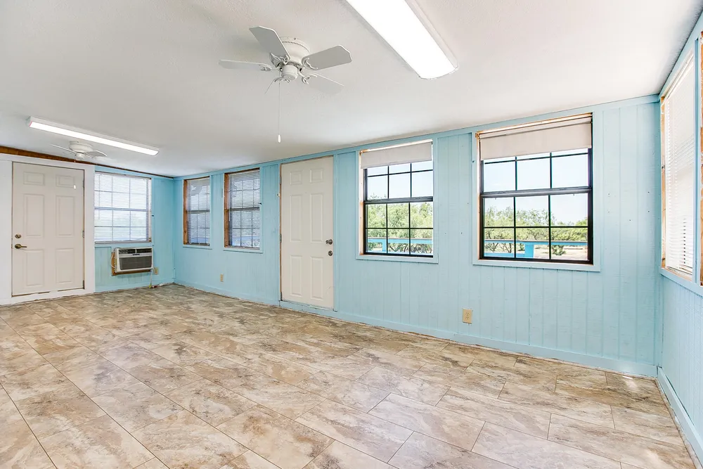 136 Edinburgh Rd, San Angelo, TX 76901