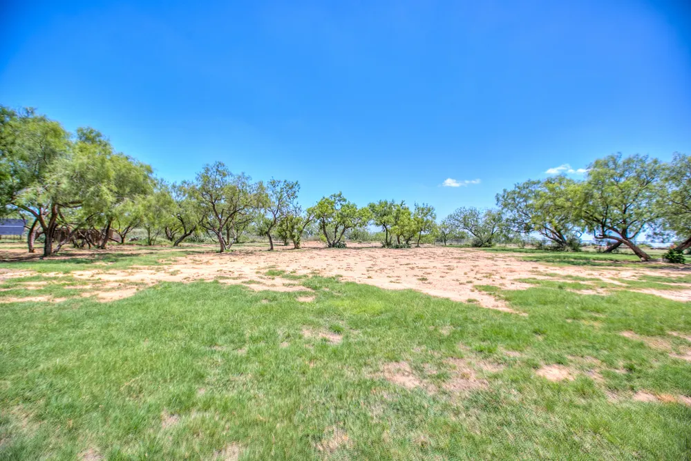 136 Edinburgh Rd, San Angelo, TX 76901