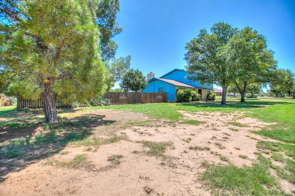 136 Edinburgh Rd, San Angelo, TX 76901