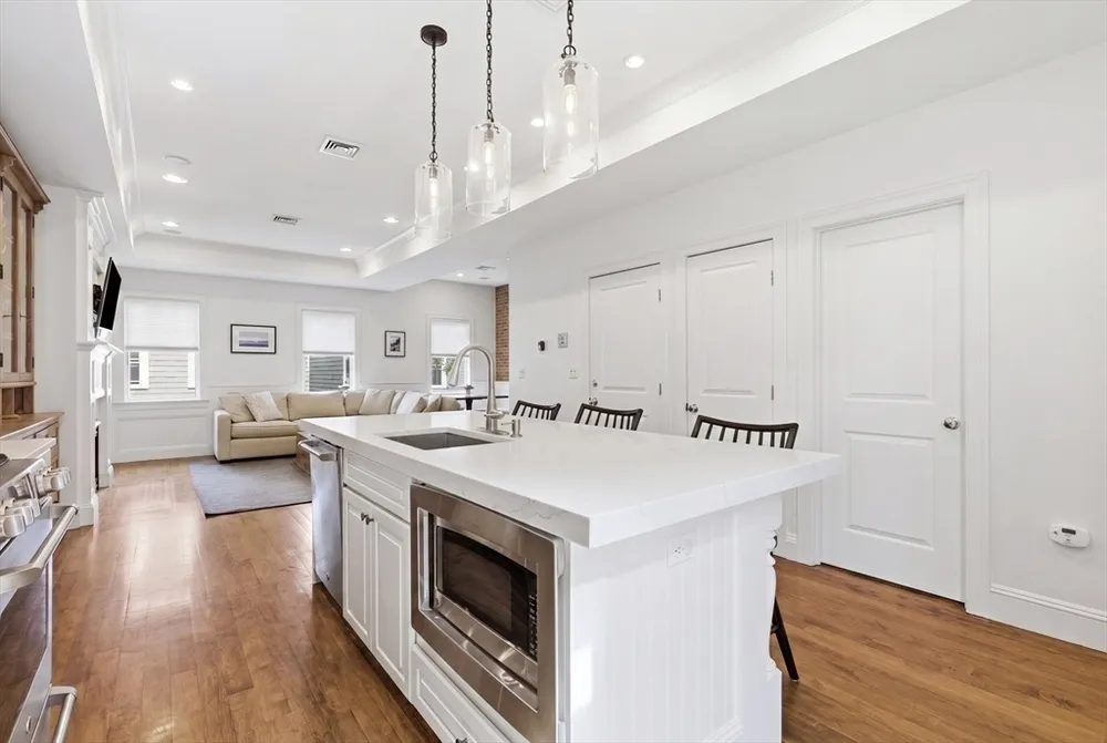 7 Mystic St, Boston, MA 02129