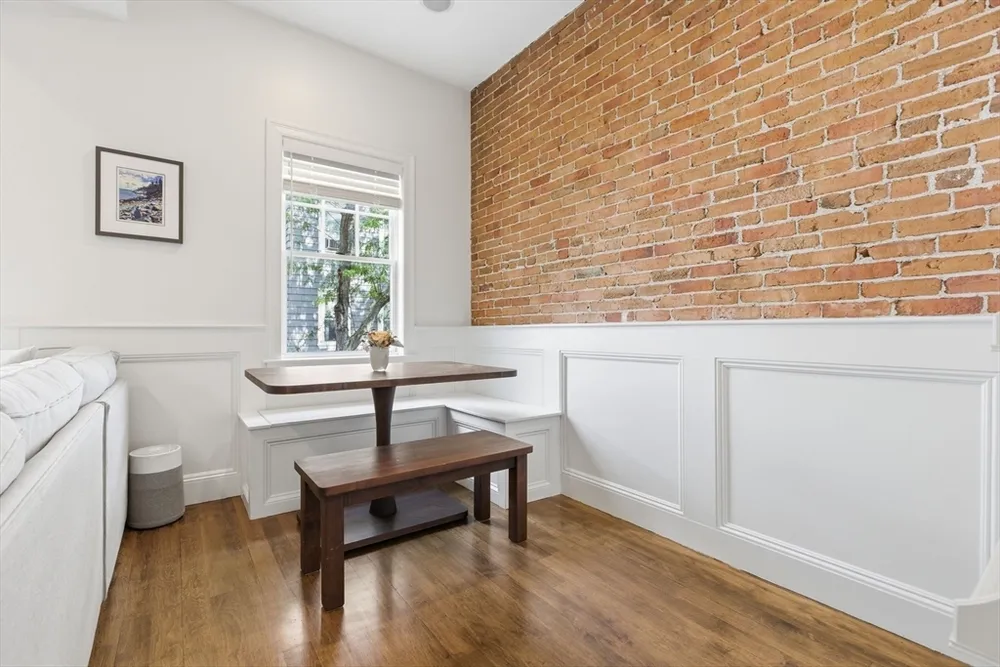 7 Mystic St, Boston, MA 02129
