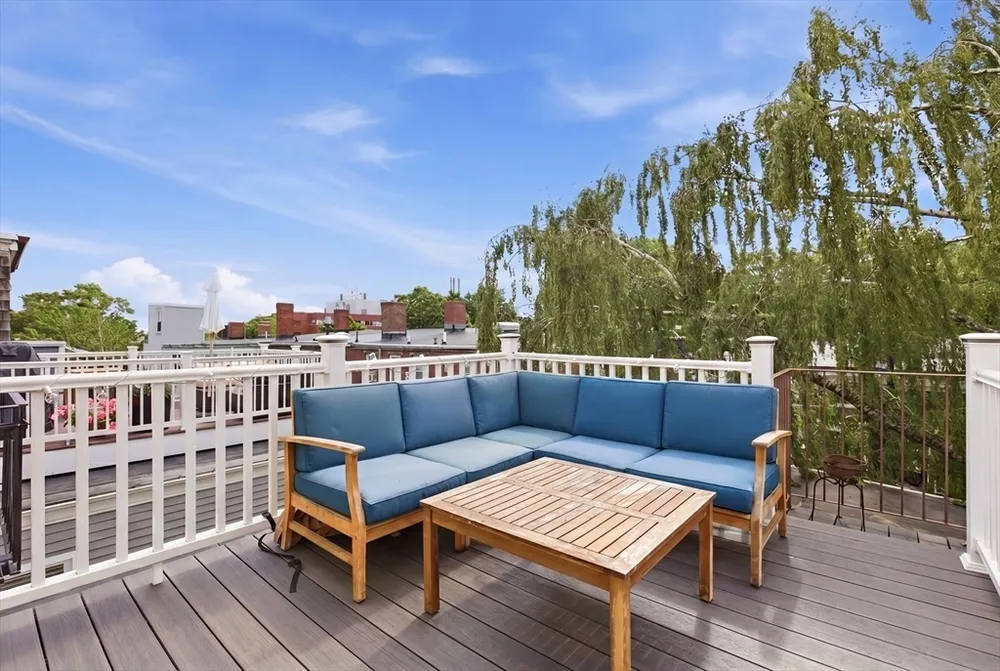 7 Mystic St, Boston, MA 02129