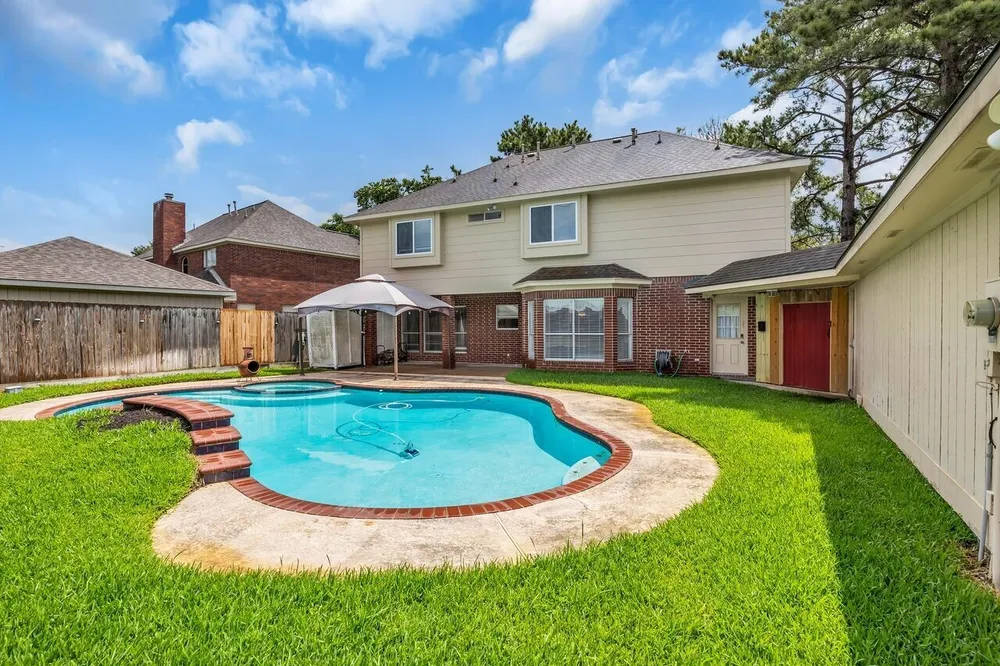 6203 Paddle Wheel Dr, Katy, TX 77449