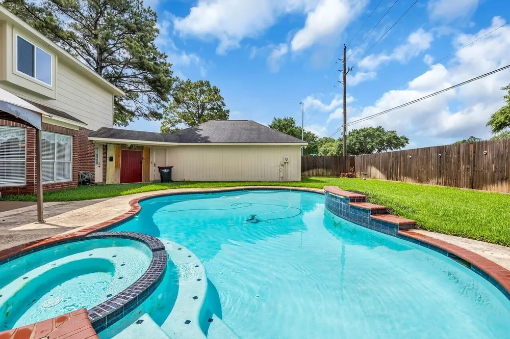 6203 Paddle Wheel Dr, Katy, TX 77449