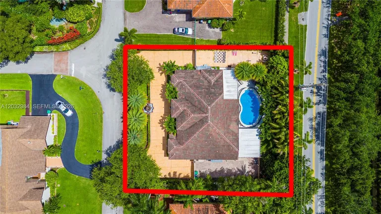 16601 SW 87th Ct, Palmetto Bay, FL 33157