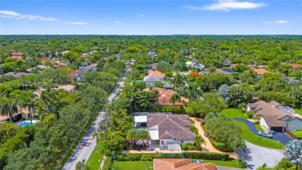 16601 SW 87th Ct, Palmetto Bay, FL 33157