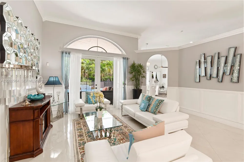 16601 SW 87th Ct, Palmetto Bay, FL 33157