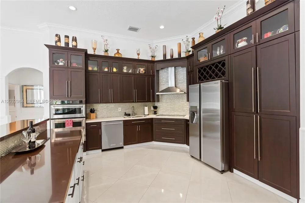 16601 SW 87th Ct, Palmetto Bay, FL 33157
