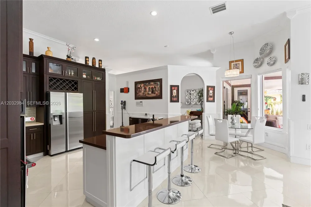 16601 SW 87th Ct, Palmetto Bay, FL 33157