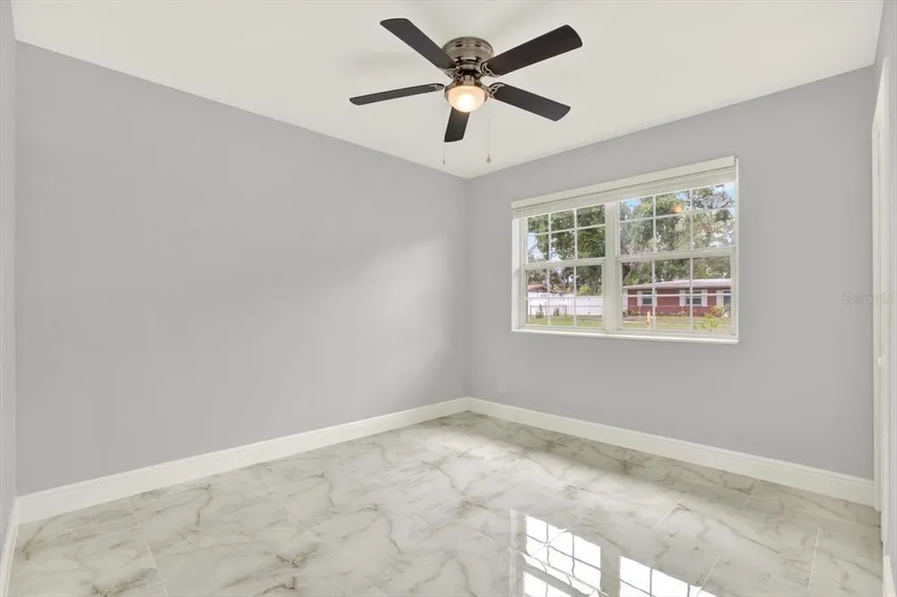 4521 Tarpon Dr, Tampa, FL 33617