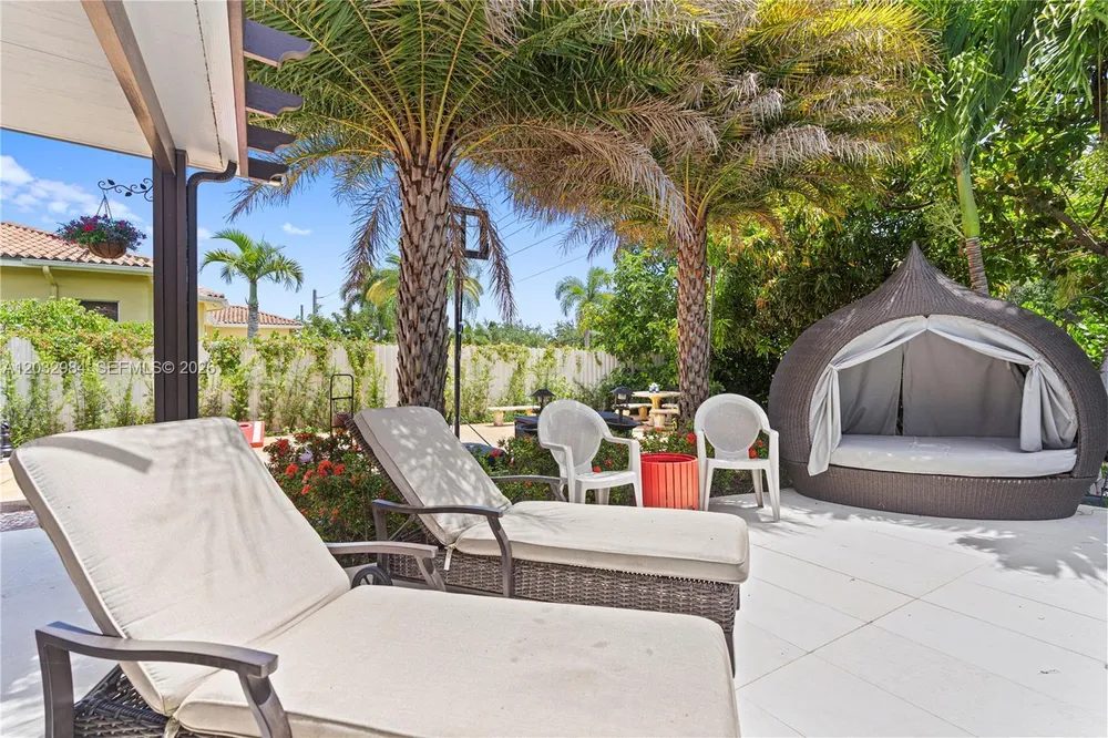 16601 SW 87th Ct, Palmetto Bay, FL 33157