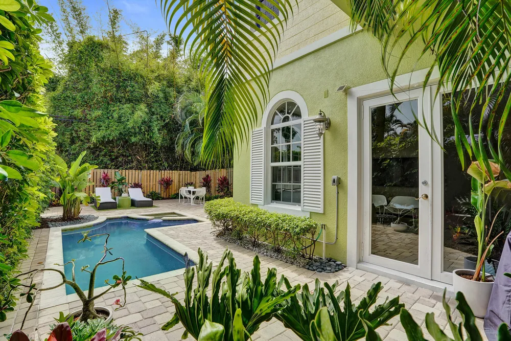 2636 NE 9th Ave, Wilton Manors, FL 33334