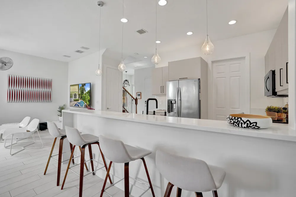 2636 NE 9th Ave, Wilton Manors, FL 33334