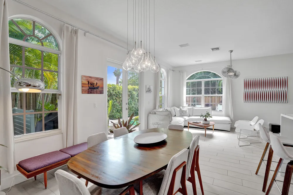 2636 NE 9th Ave, Wilton Manors, FL 33334