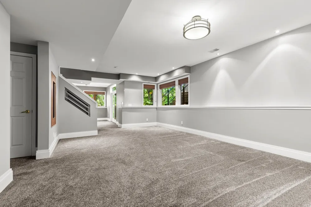 9200 Hearthstead Ln, Eden Prairie, MN 55347