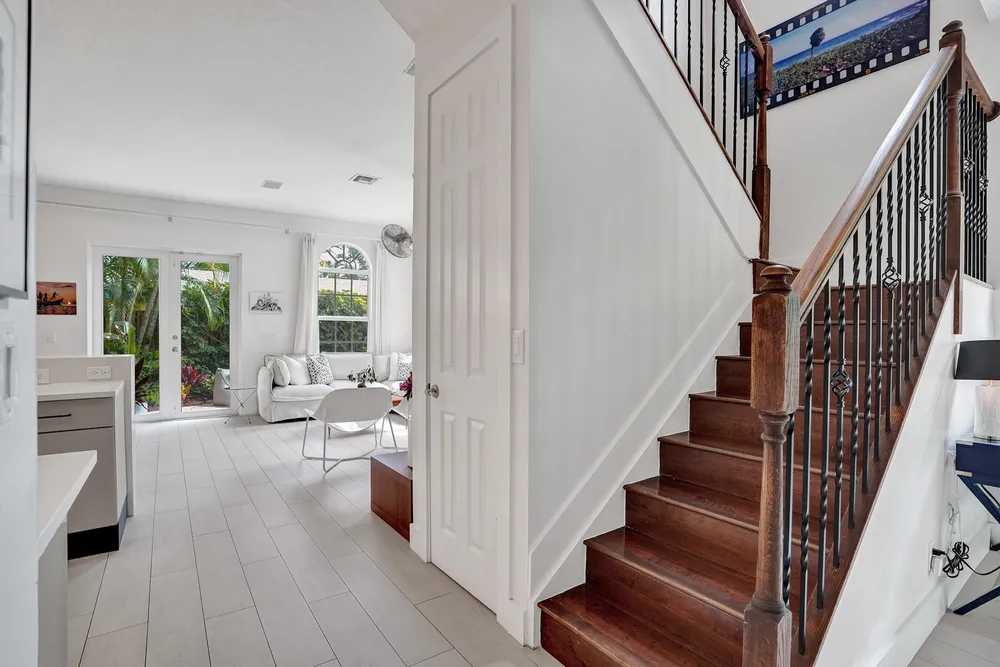 2636 NE 9th Ave, Wilton Manors, FL 33334