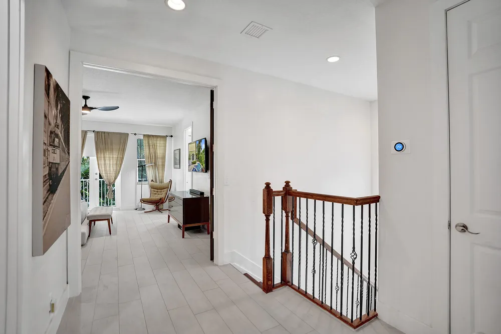 2636 NE 9th Ave, Wilton Manors, FL 33334