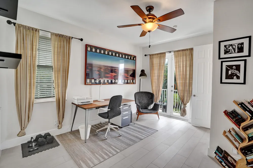 2636 NE 9th Ave, Wilton Manors, FL 33334