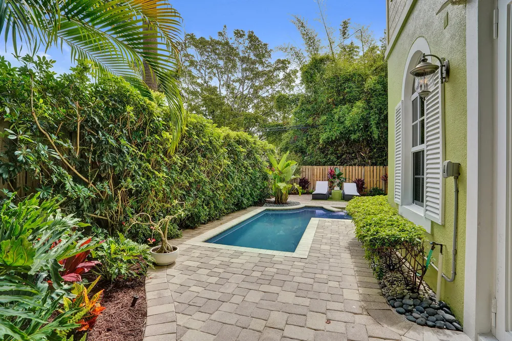 2636 NE 9th Ave, Wilton Manors, FL 33334