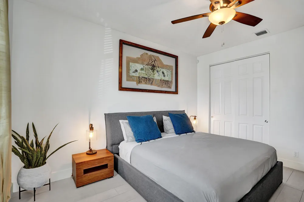 2636 NE 9th Ave, Wilton Manors, FL 33334