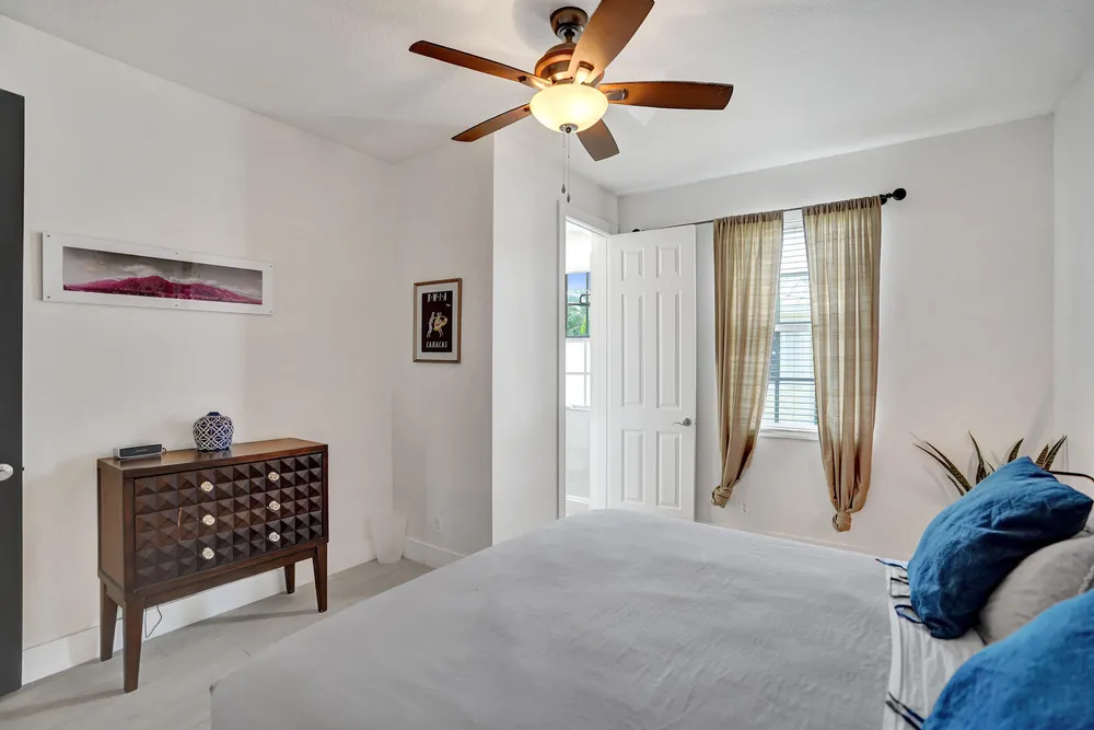 2636 NE 9th Ave, Wilton Manors, FL 33334