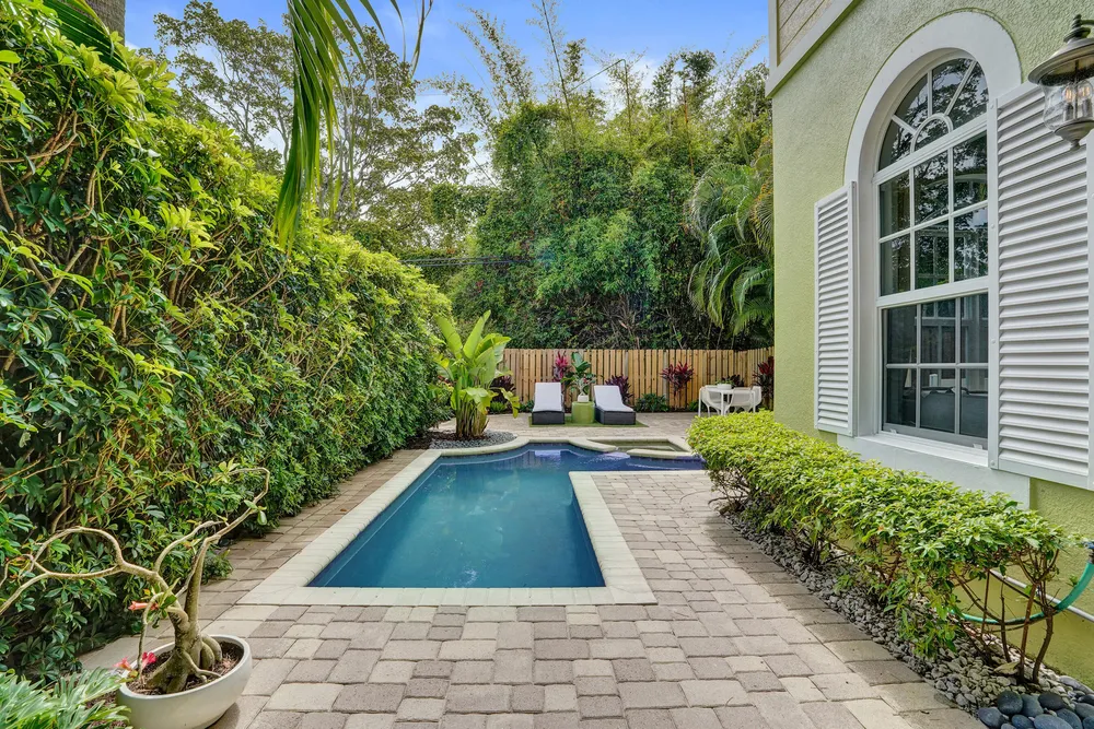 2636 NE 9th Ave, Wilton Manors, FL 33334
