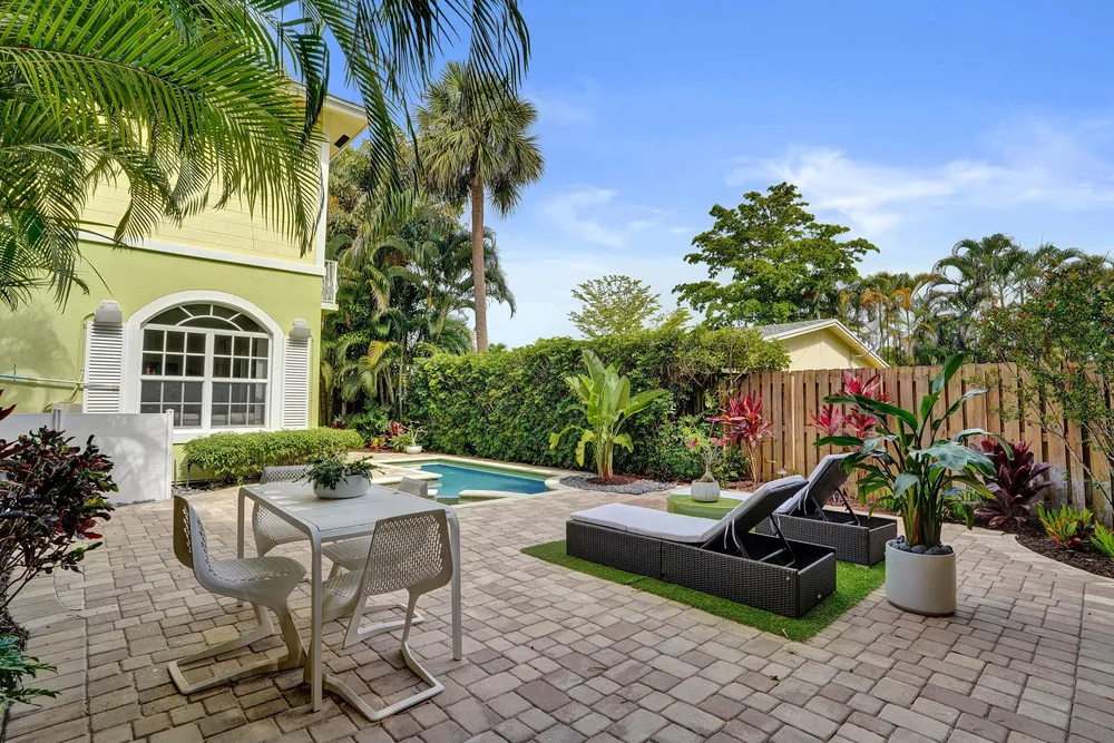 2636 NE 9th Ave, Wilton Manors, FL 33334