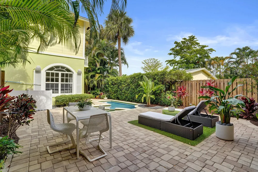 2636 NE 9th Ave, Wilton Manors, FL 33334