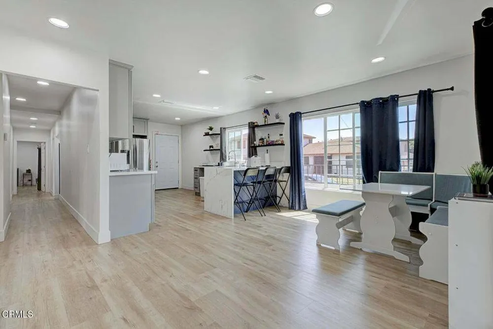 1255 W 85th St, South Los Angeles, CA 90044