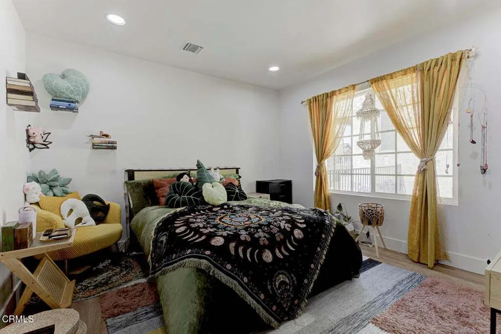 1255 W 85th St, South Los Angeles, CA 90044