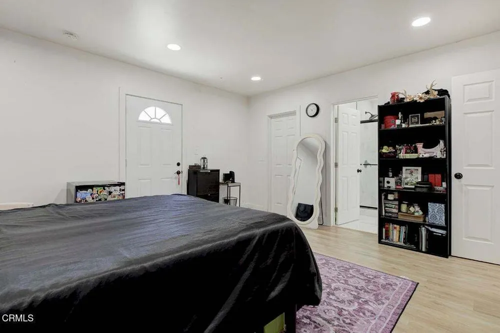 1255 W 85th St, South Los Angeles, CA 90044